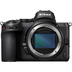 Nikon Z5 -runko + 150€ vaihtohyvitys