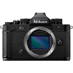 Nikon Zf -järjestelmäkamera + 200€ vaihtohyvitys