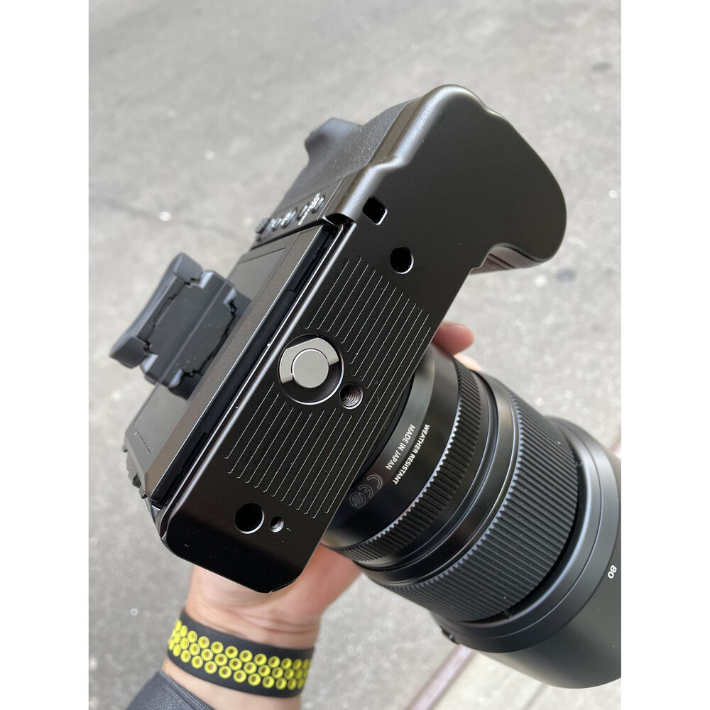 Fujifilm MHG-GFX S Metal Hand Grip (Fuji GFX 100S)