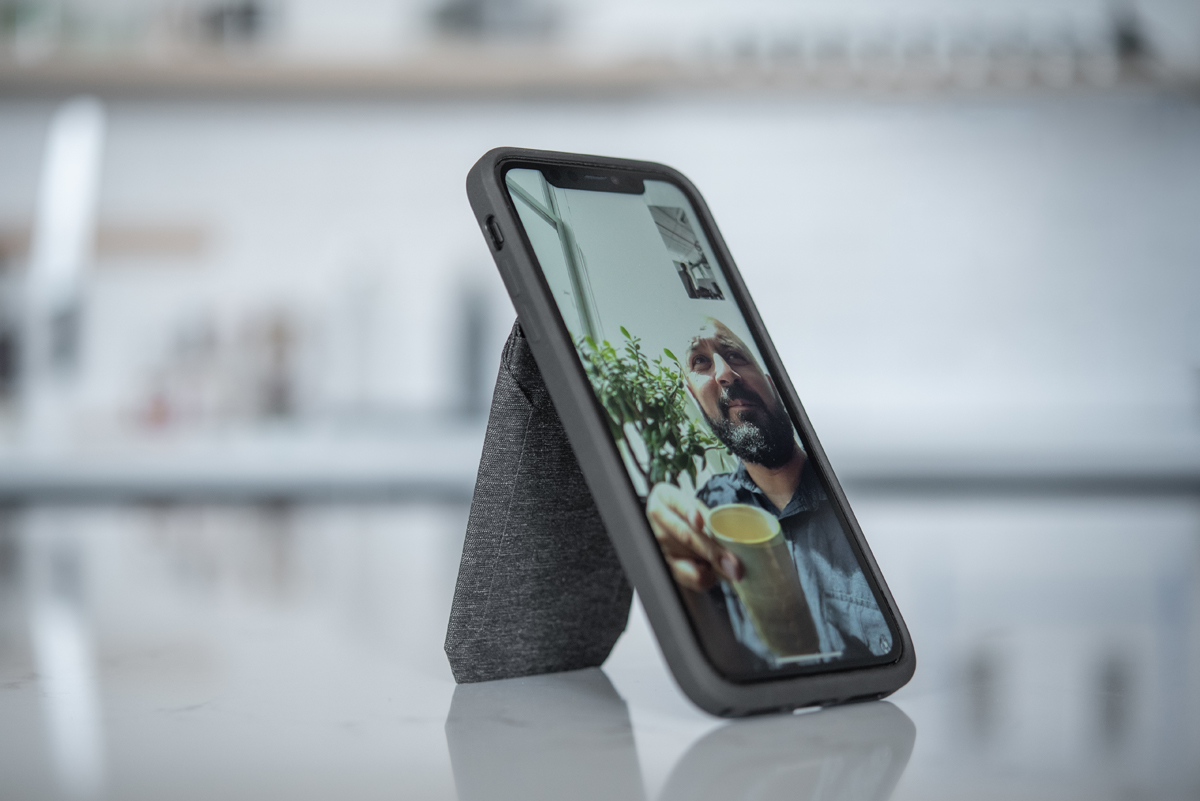 Peak Design Mobile Wallet Stand