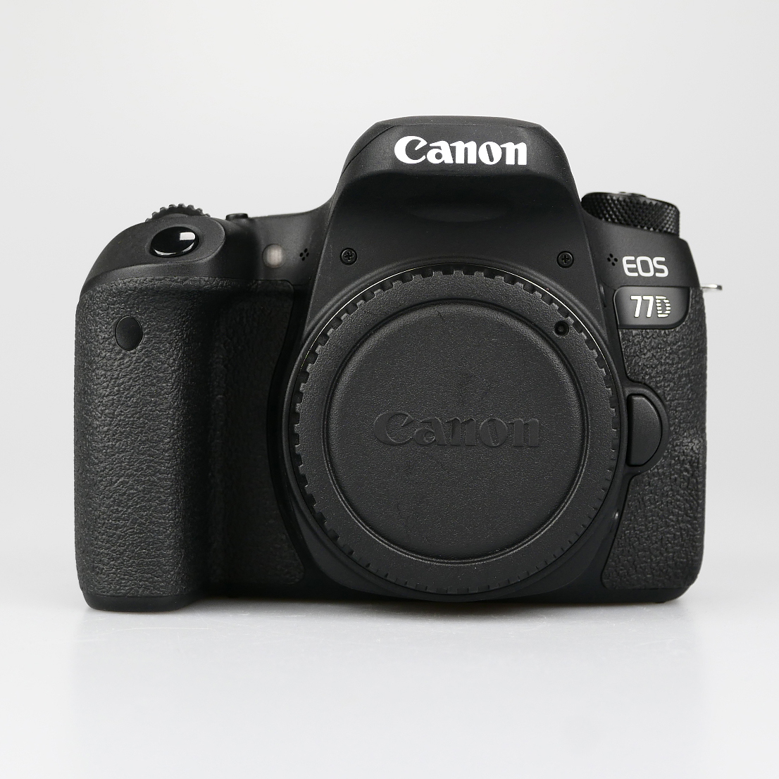 (Myyty) Canon EOS 77D -runko (SC max 5000) (käytetty)