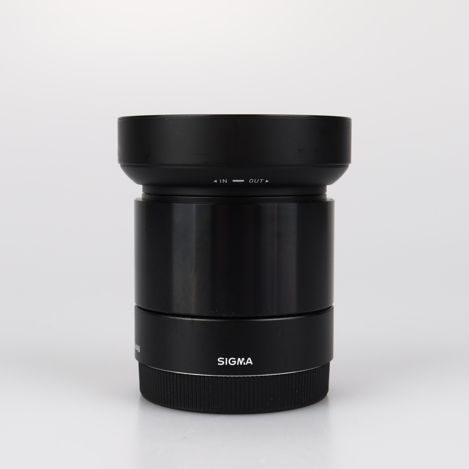 (Myyty) Sigma 60mm f/2.8 DN Art - Musta (Sony E) (käytetty)