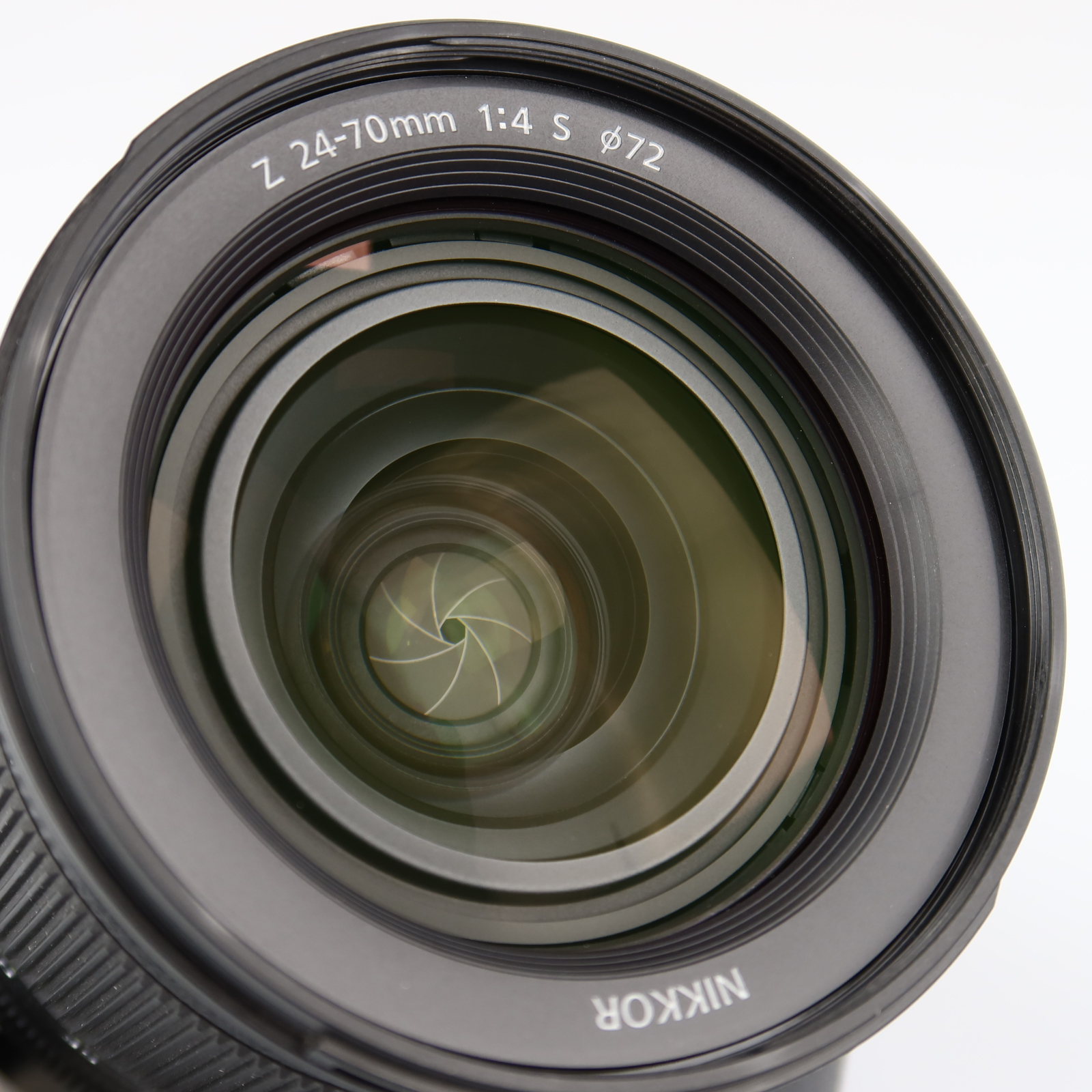 (Myyty) Nikon Nikkor Z 24-70mm f/4 S (käytetty) 