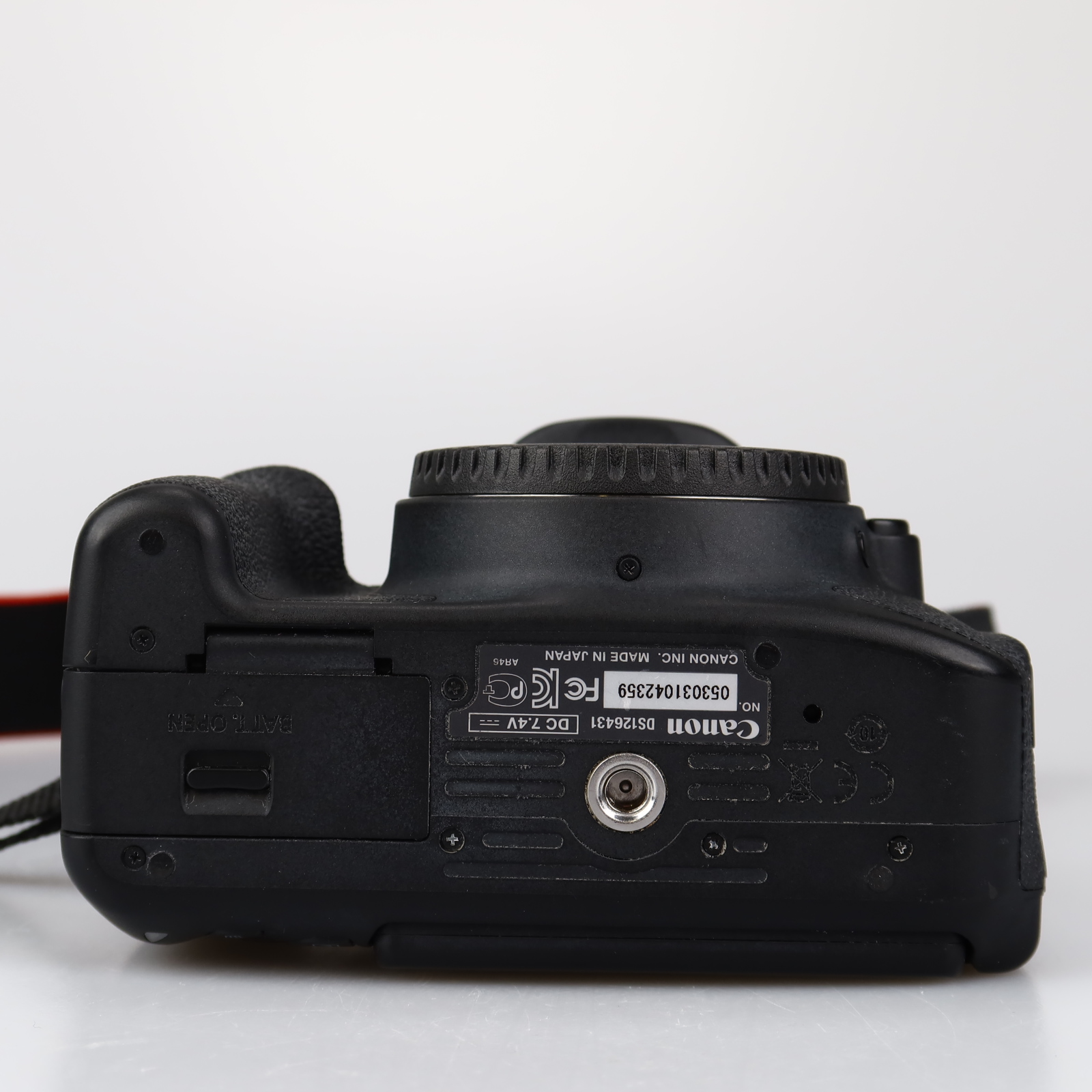 Canon EOS 700D runko (SC: 52410) (käytetty)