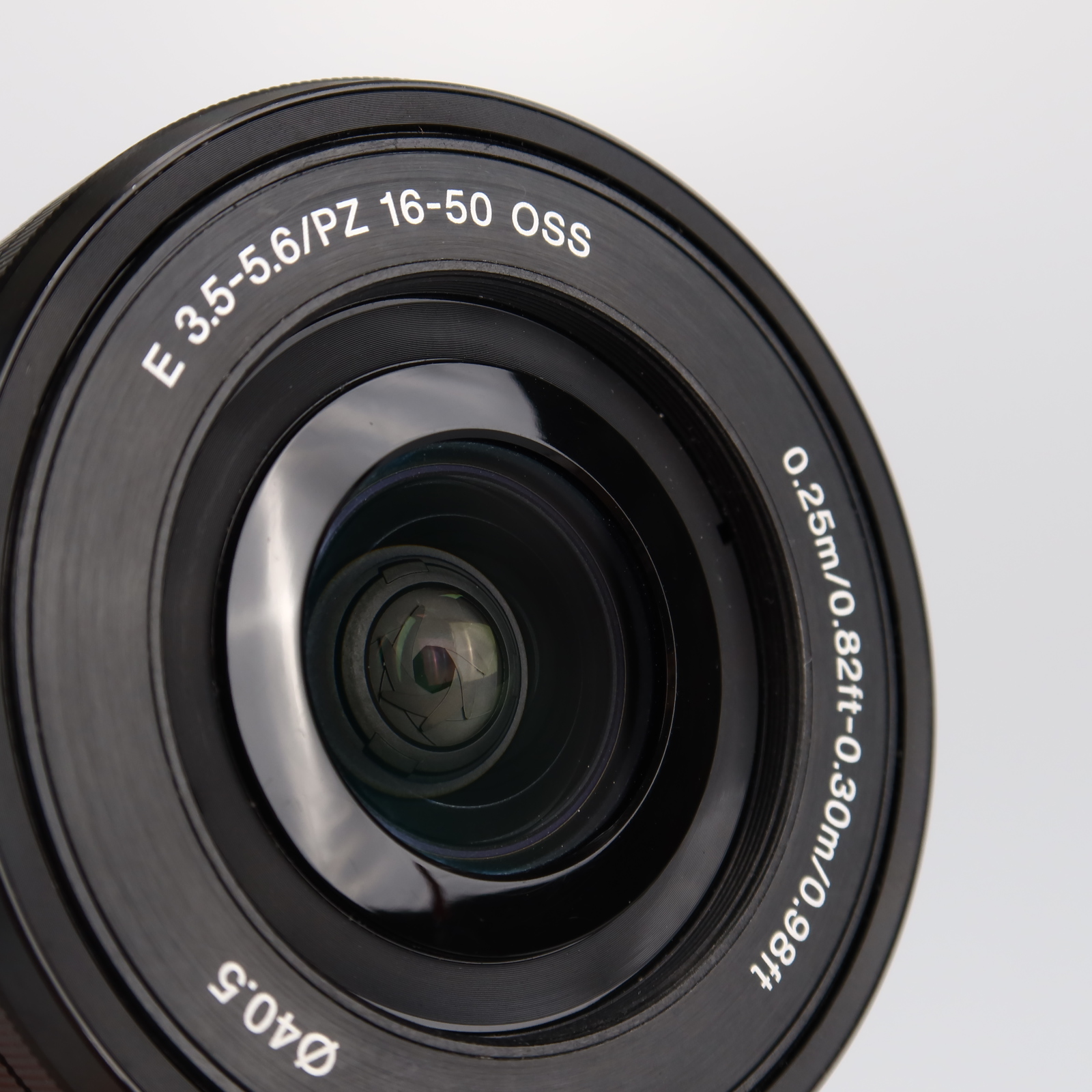 (Myyty) Sony E PZ 16-50mm f/3.5-5.6 OSS (Käytetty)