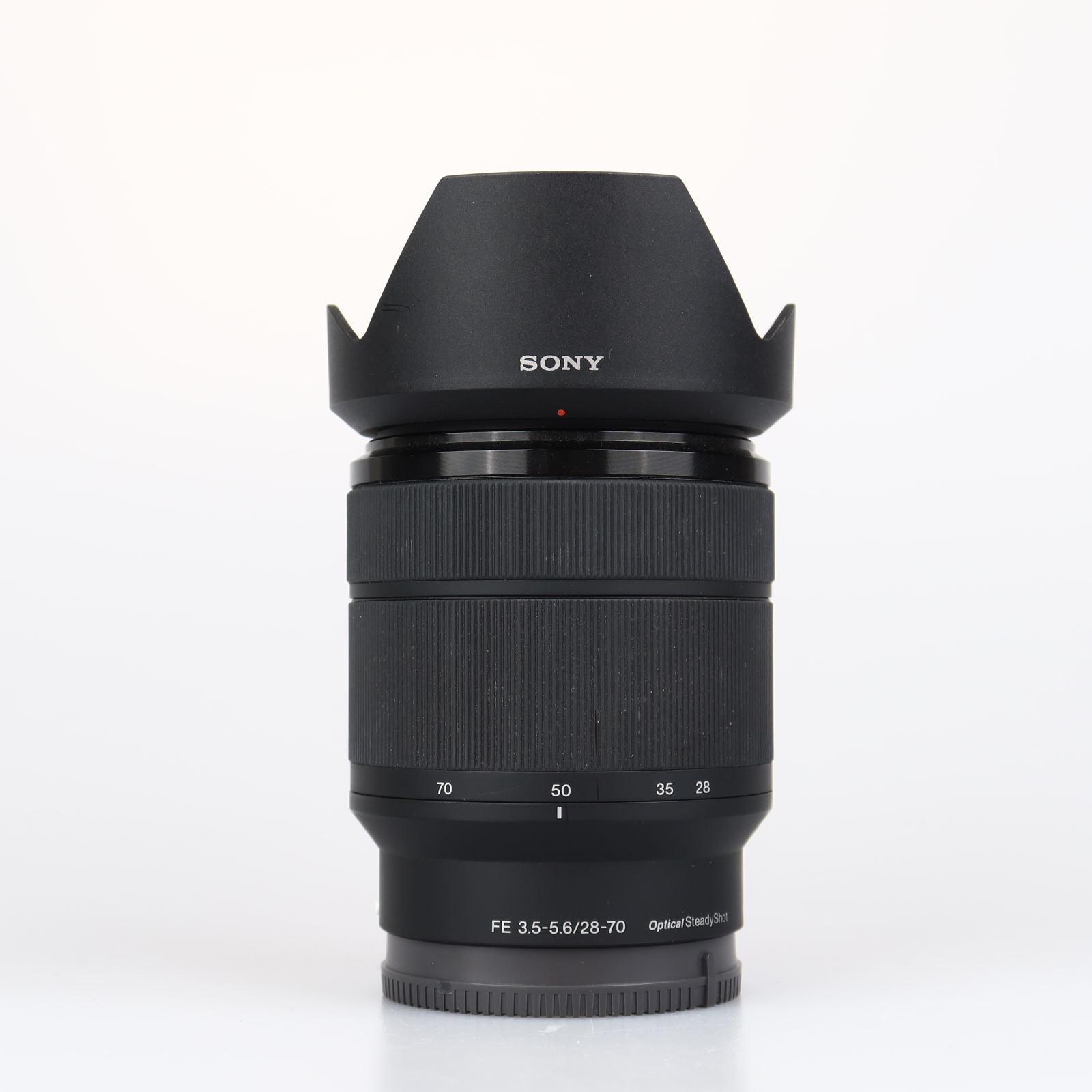 (Myyty) Sony FE 28-70mm f/3.5-5.6 OSS -objektiivi (käytetty)