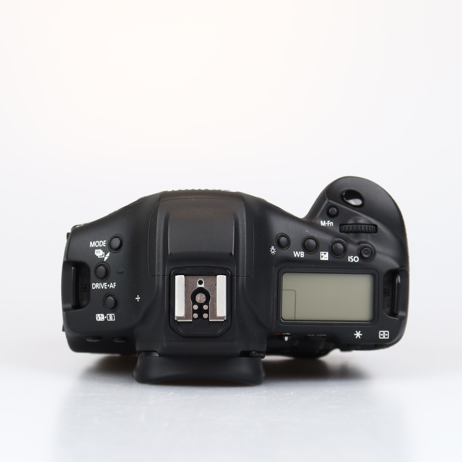 (Myyty) Canon EOS 1D X Mark III -runko (SC: max 121000) (käytetty) 