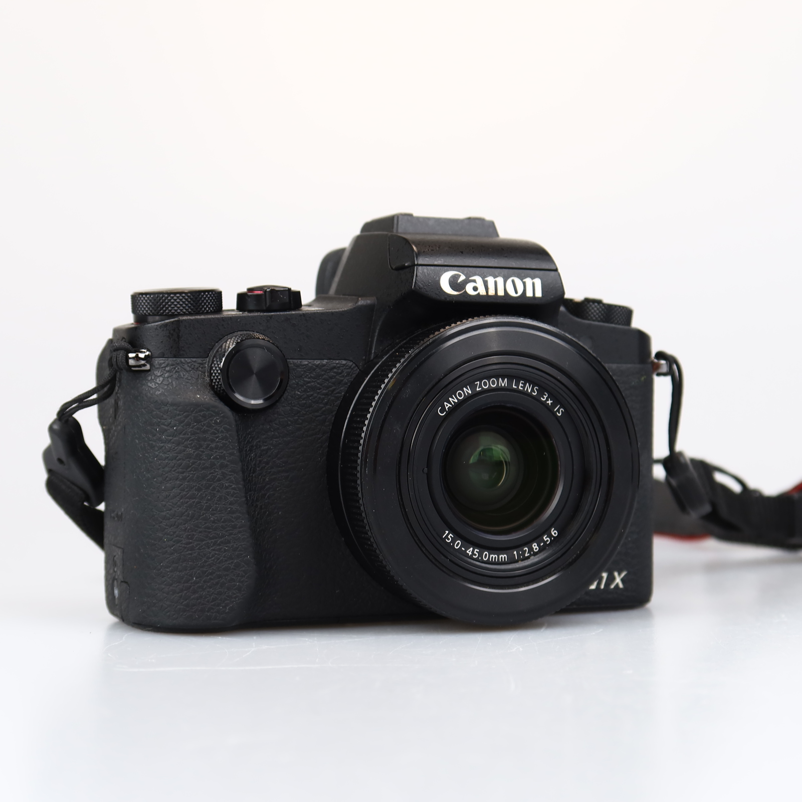 (Myyty) Canon PowerShot G1 X Mark III (Käytetty)
