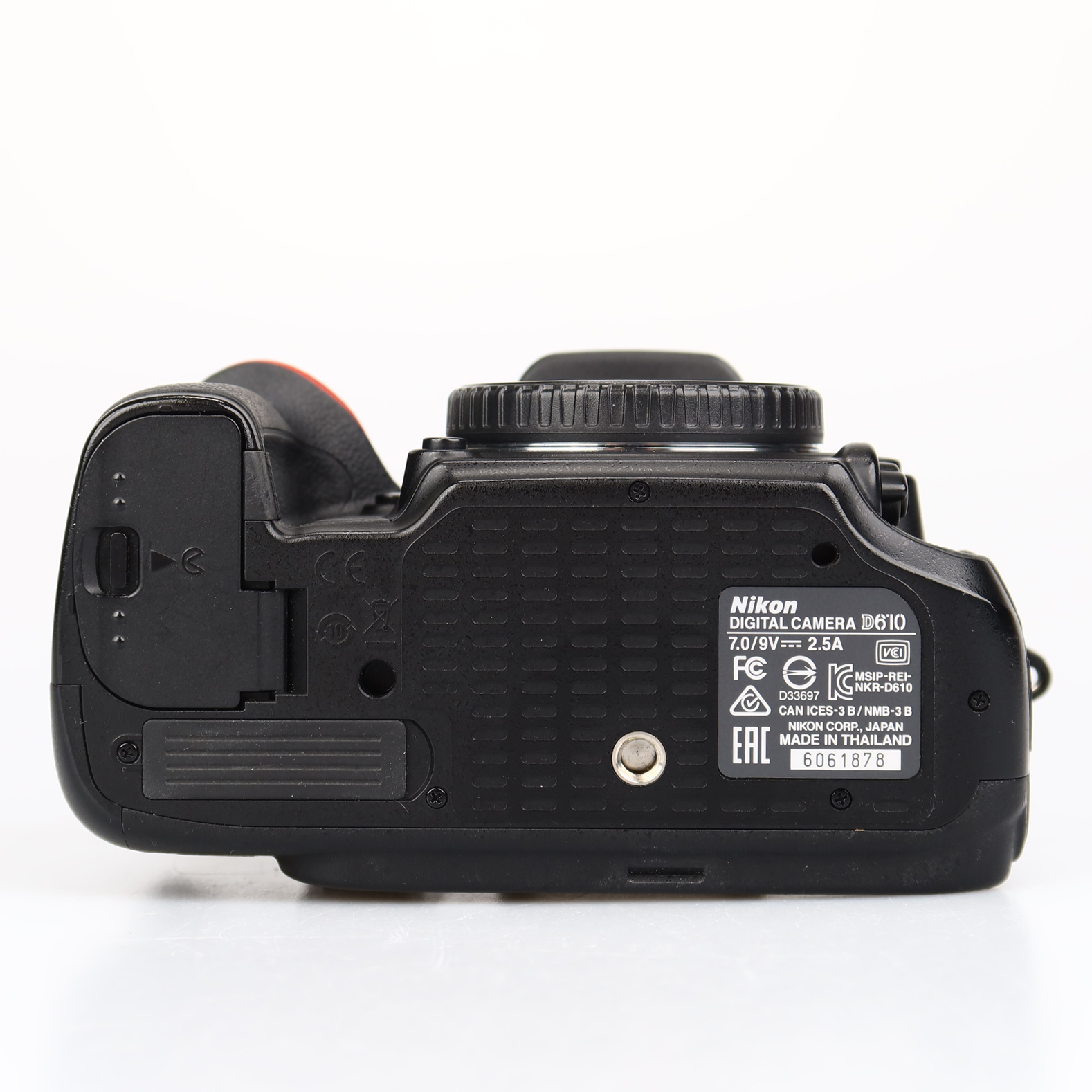 (Myyty) Nikon D610 runko (SC: 7715) (käytetty)