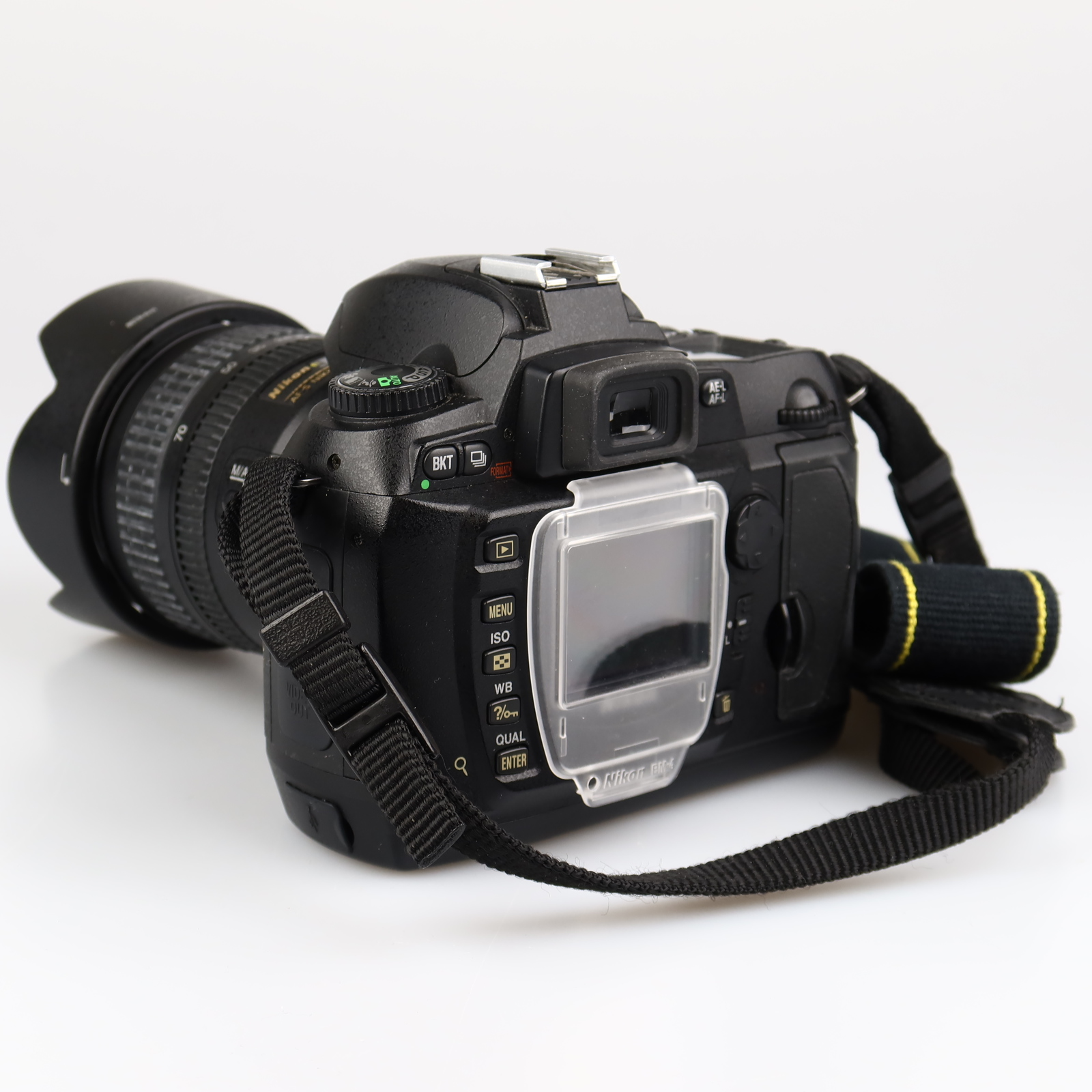 (Myyty) Nikon D70 (SC:16805) + Nikkor AF-S 18-70mm f3.5.-4.5G ED-IF DX (käytetty) 
