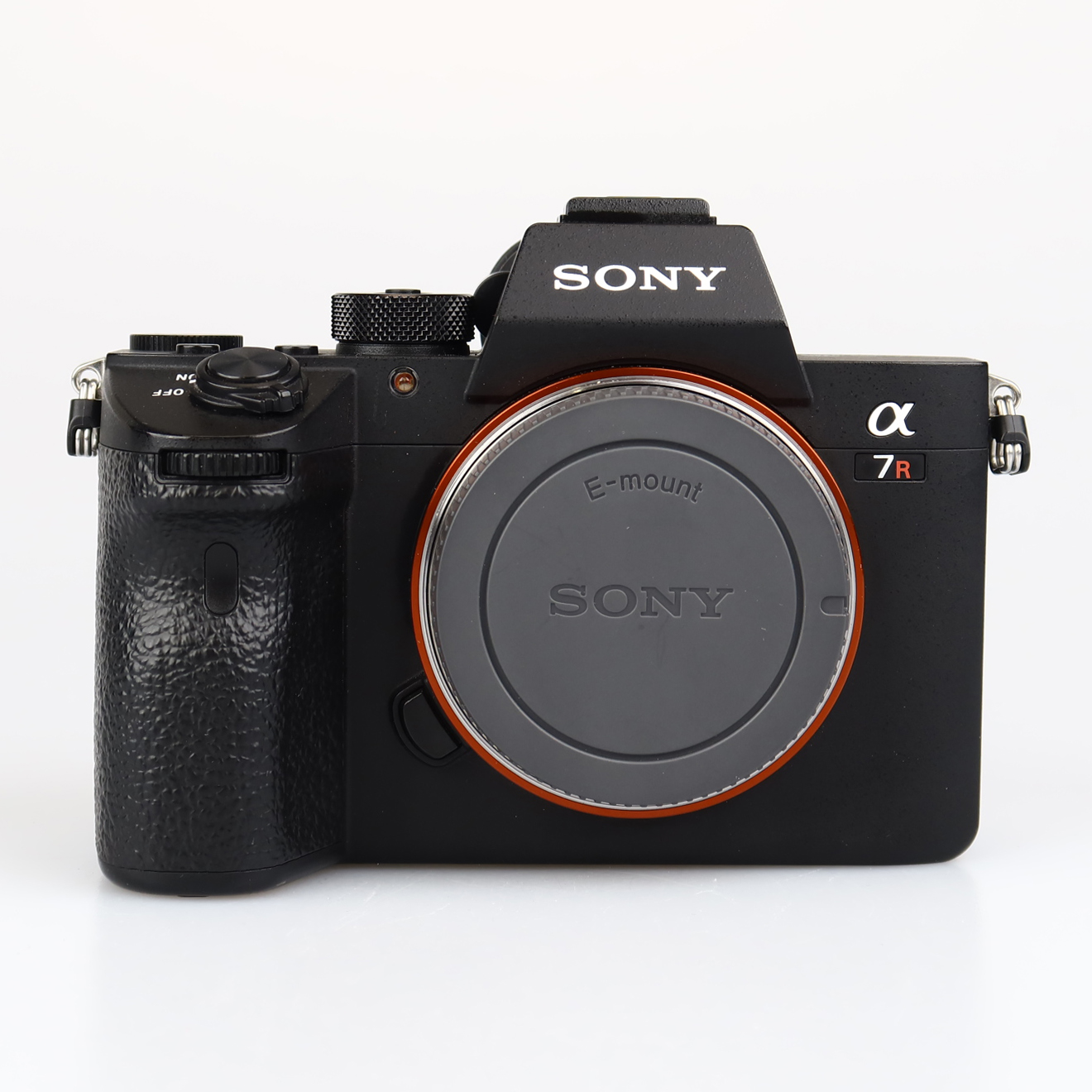 (Myyty) Sony A7R III runko (SC:9294) (käytetty)