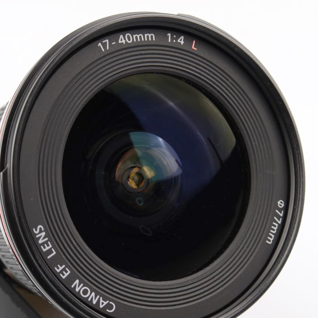 (Myyty) Canon EF 17-40mm f/4 L USM (käytetty)