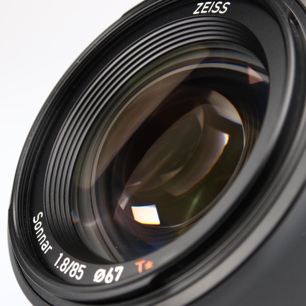 (Myyty) Zeiss Batis 85mm f/1.8 (Sony FE) (käytetty)
