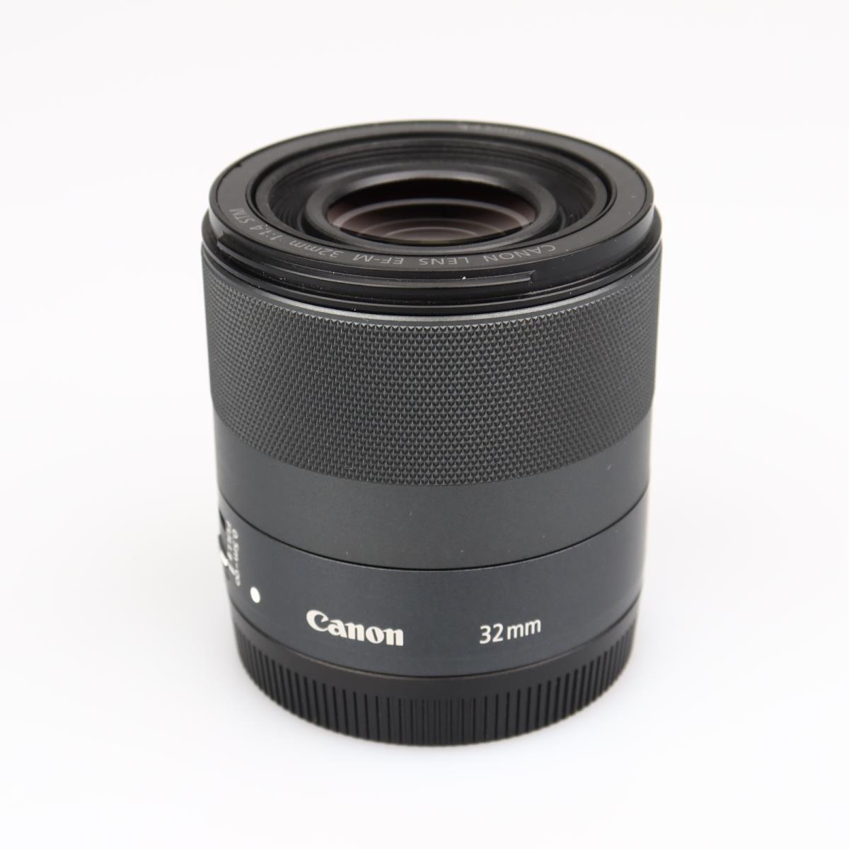 (Myyty) Canon EF-M 32mm f/1.4 STM (käytetty)
