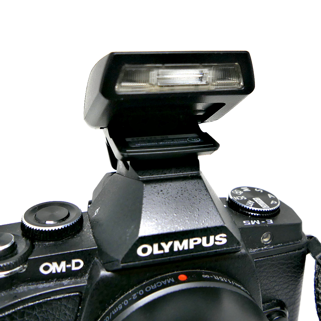 (Myyty) Olympus OM-D E-M5 runko (SC:16975) - Musta (Käytetty) 