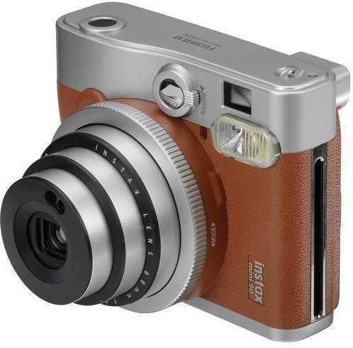 Fujifilm Instax Mini 90 Neo Classic pikakamera - Ruskea