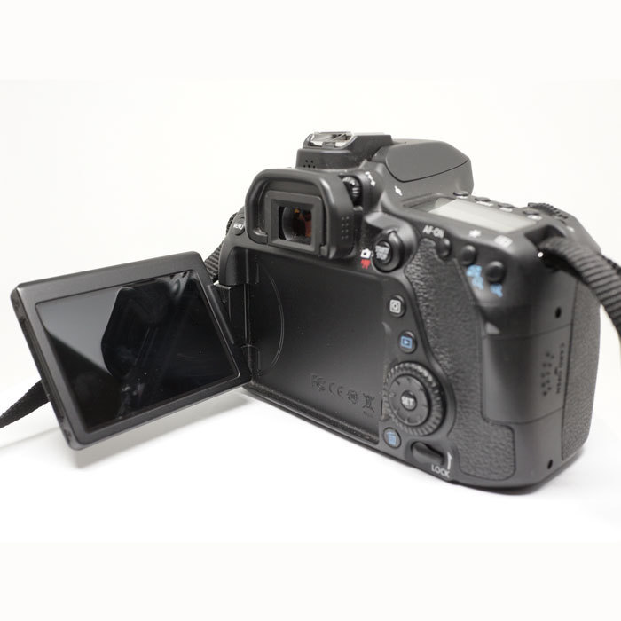 (Myyty) Canon EOS 80D runko (SC: 800) (Käytetty)