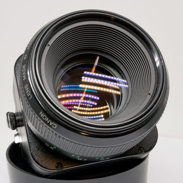 (Myyty) (Myyty) Canon TS-E 90mm f/2.8 Tilt-Shift objektiivi (käytetty)