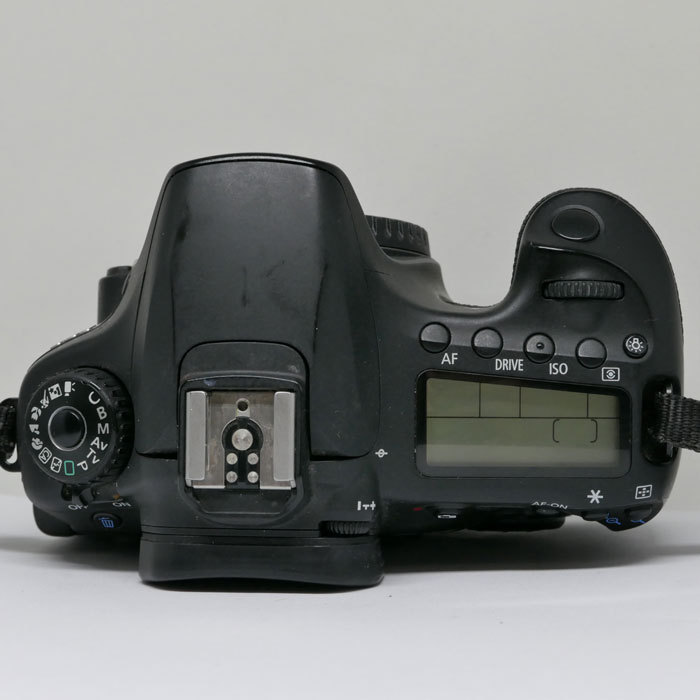 (Myyty) Canon EOS 60D (käytetty)
