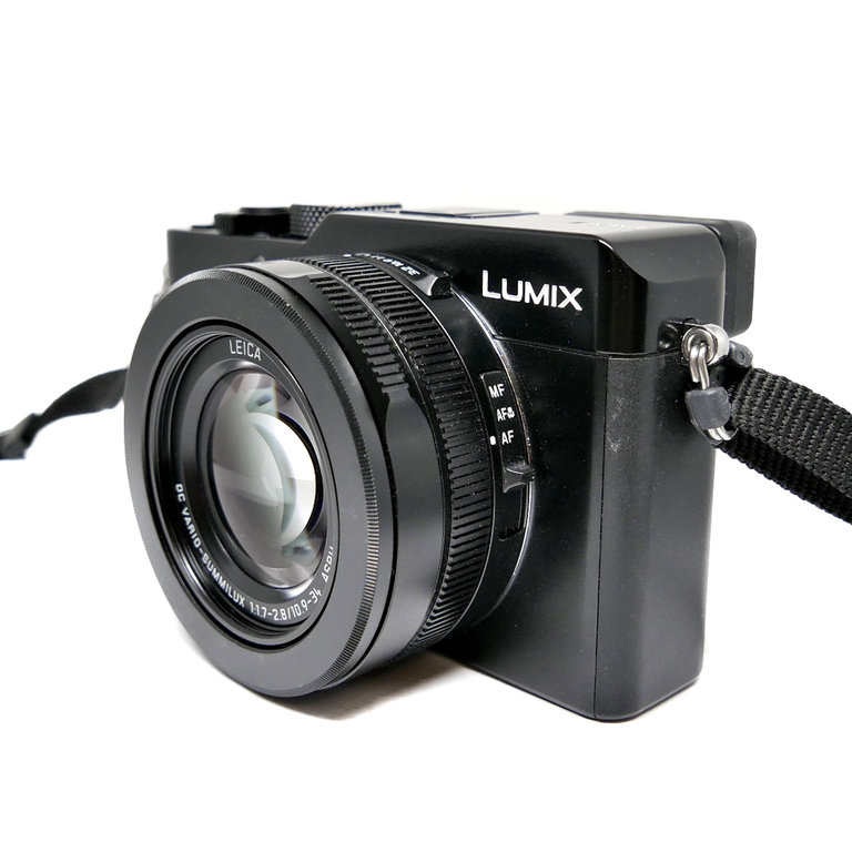 (Myyty) Panasonic Lumix DC-LX100 II - Musta (Käytetty)