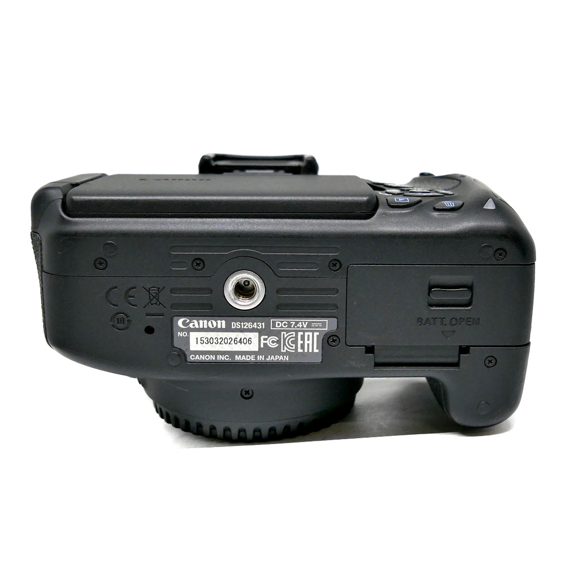 (Myyty) Canon EOS 700D + EF-S 18-55mm IS II (SC: 15265) (käytetty) 