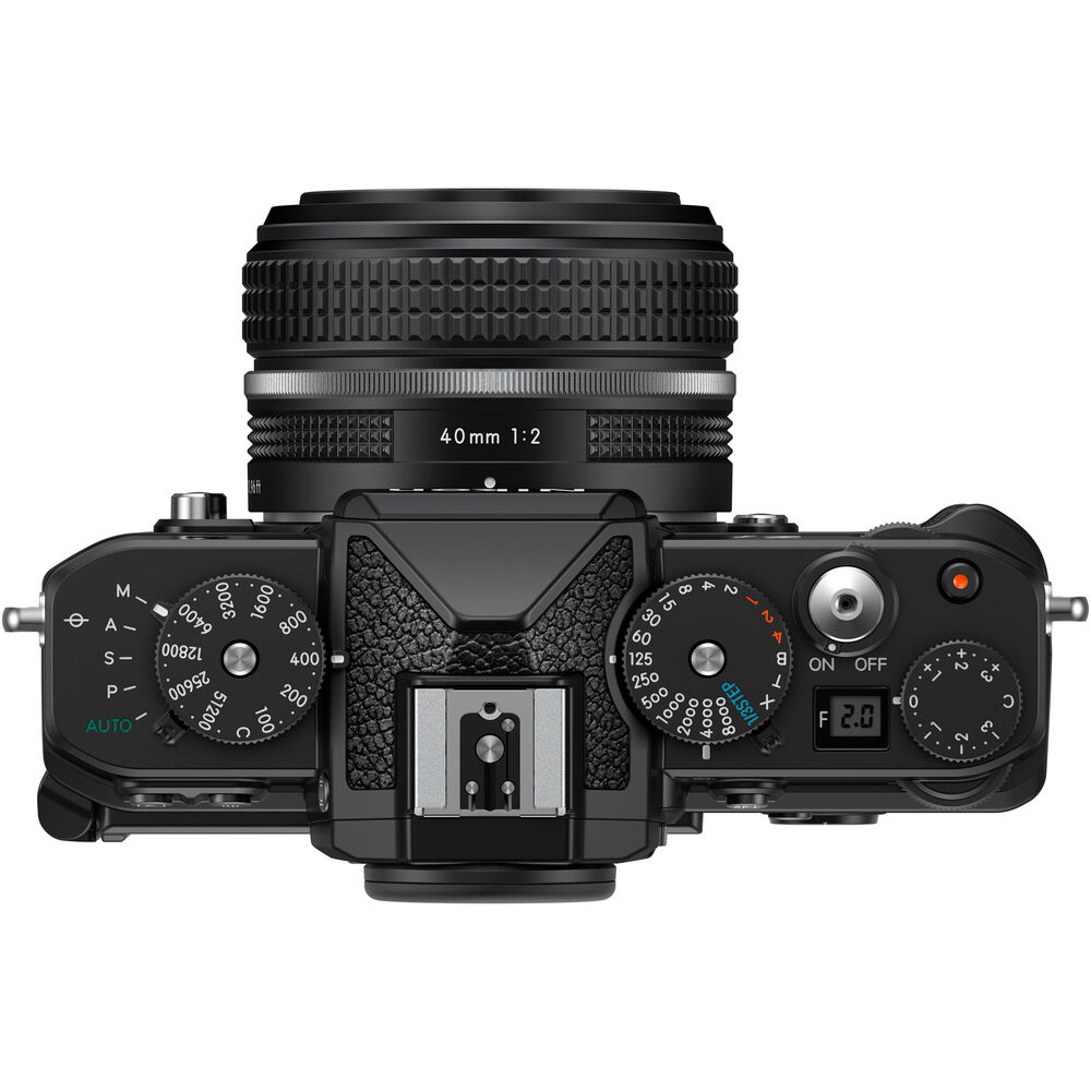 Nikon Zf + Nikkor 24-70mm f/4 S kit + Viltrox 50mm F1.8 kaupan päälle