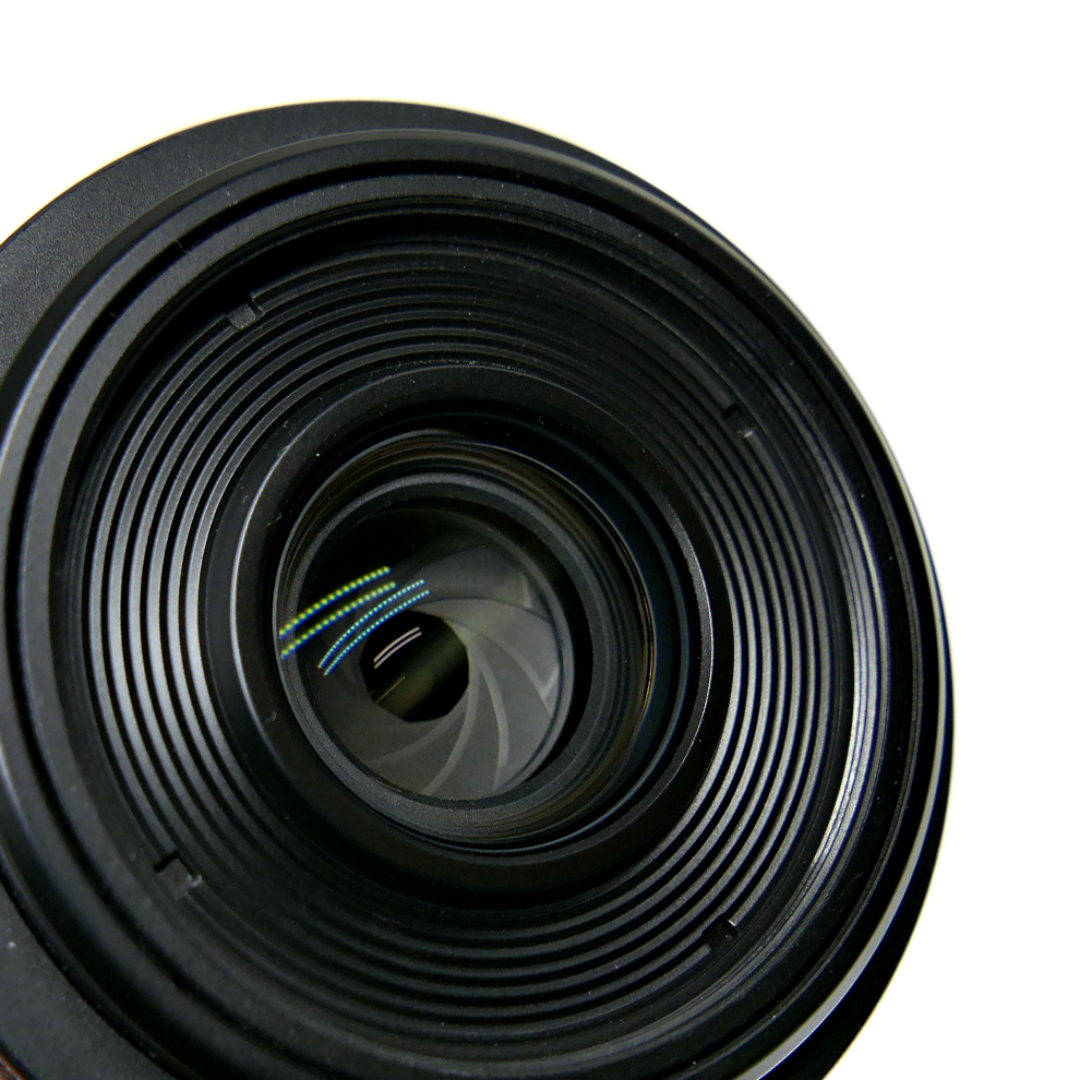 (Myyty) Canon RF 35mm f/1.8 Macro IS STM (käytetty) (takuu)
