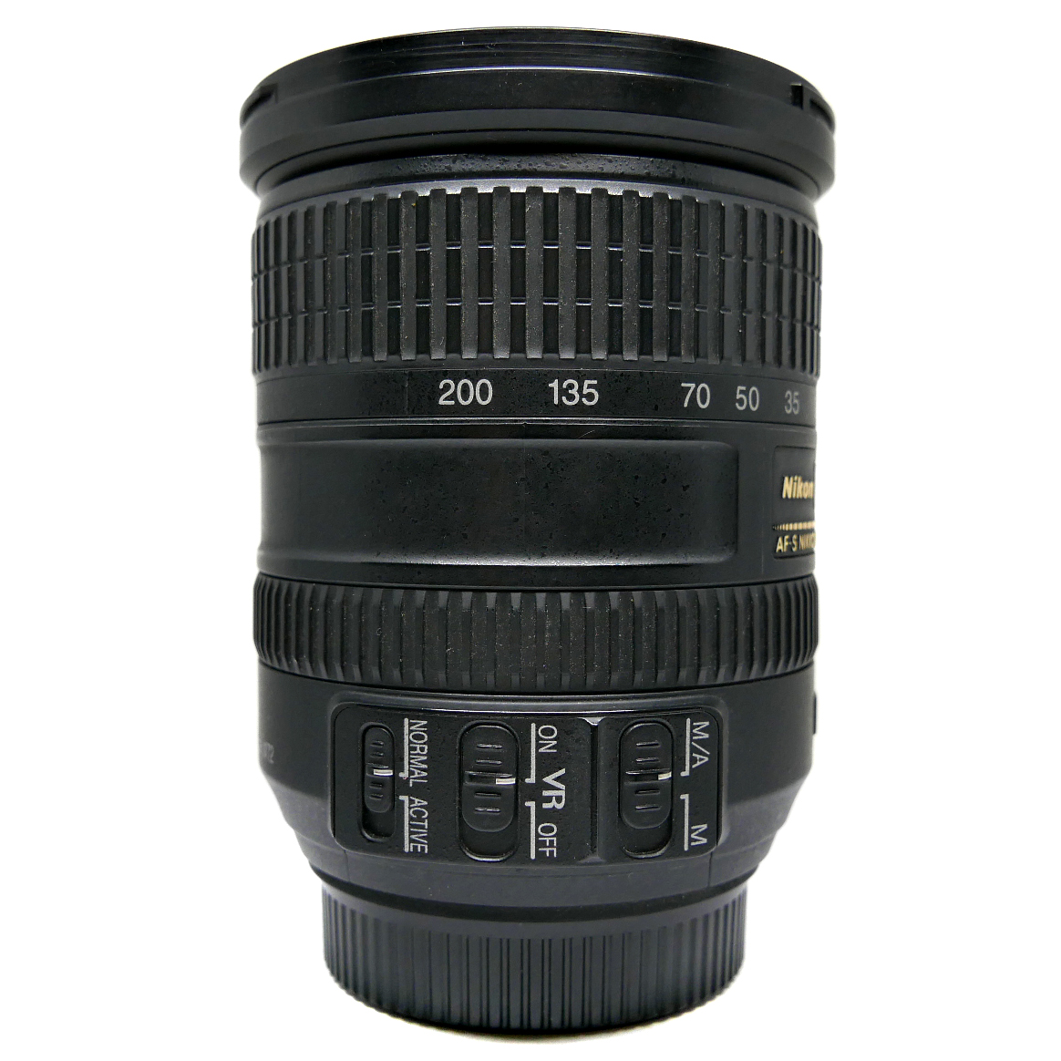 (Myyty) Nikon AF-S Nikkor 18-200mm f/3.5-5.6G ED DX VR (käytetty)
