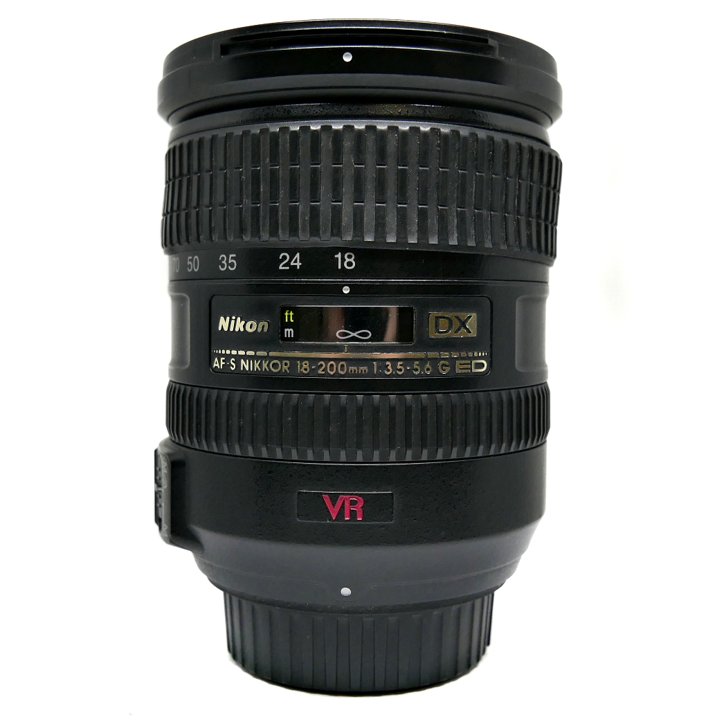(Myyty) Nikon AF-S Nikkor 18-200mm f/3.5-5.6G ED DX VR (käytetty)