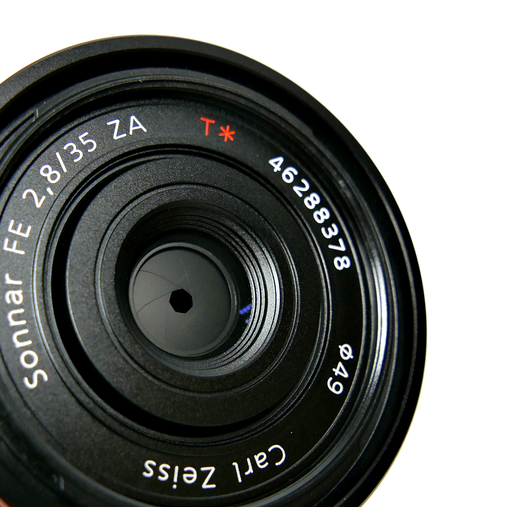 (Myyty) Sony FE 35mm f/2.8 ZA (käytetty)