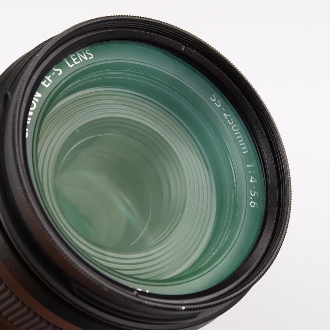 (Myyty) Canon EF-S 55-250mm f/4-5.6 IS II zoom-objektiivi (käytetty)