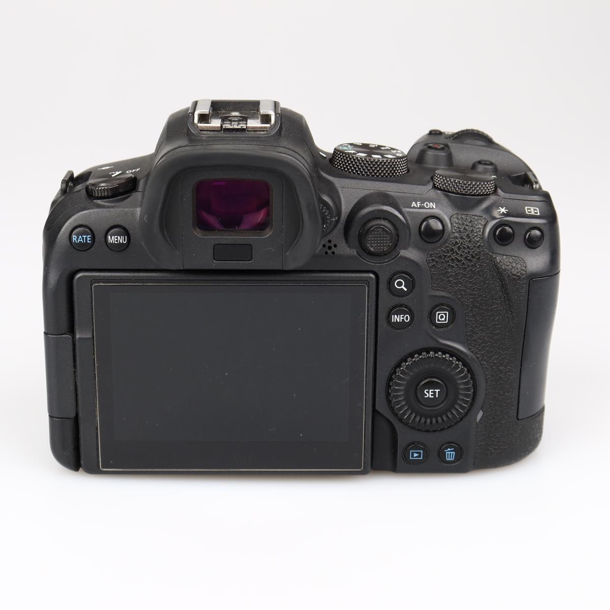 (Myyty) Canon EOS R6 runko (SC max 5000) (käytetty)