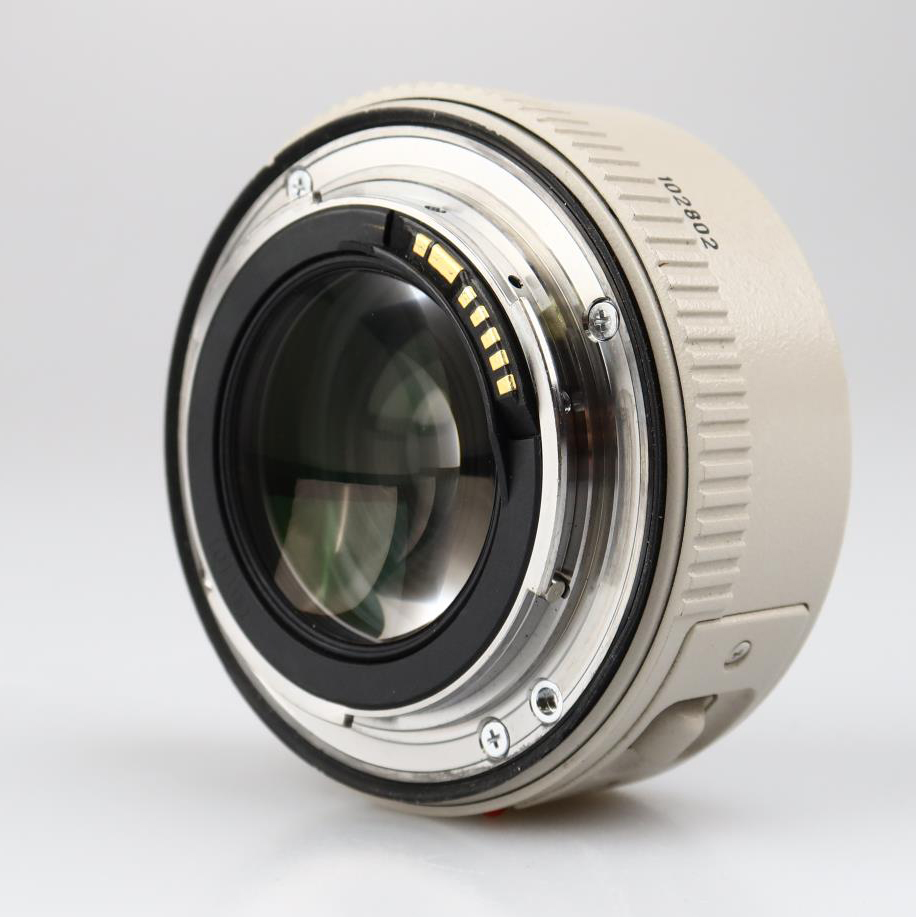 (Myyty) Canon Extender EF 1.4x II (käytetty)