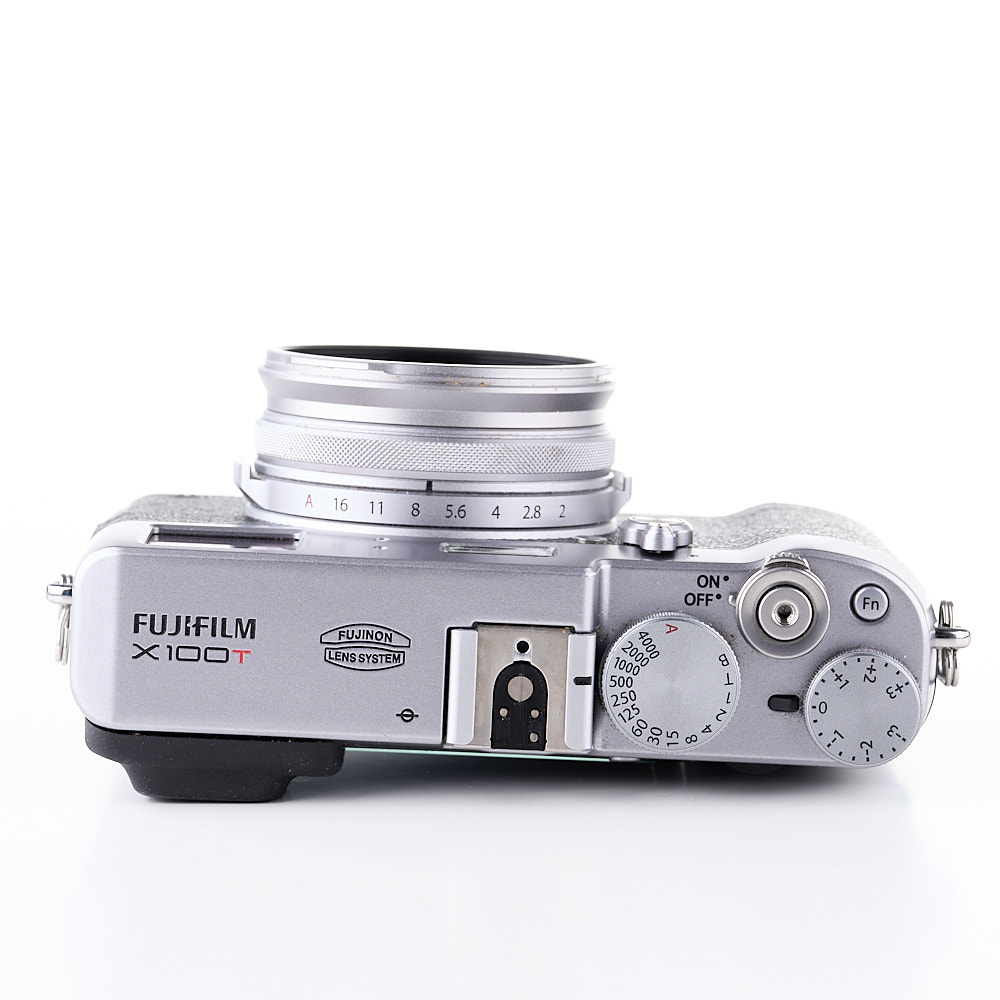 (Myyty) Fujifilm X100T (SC 8600) (käytetty)