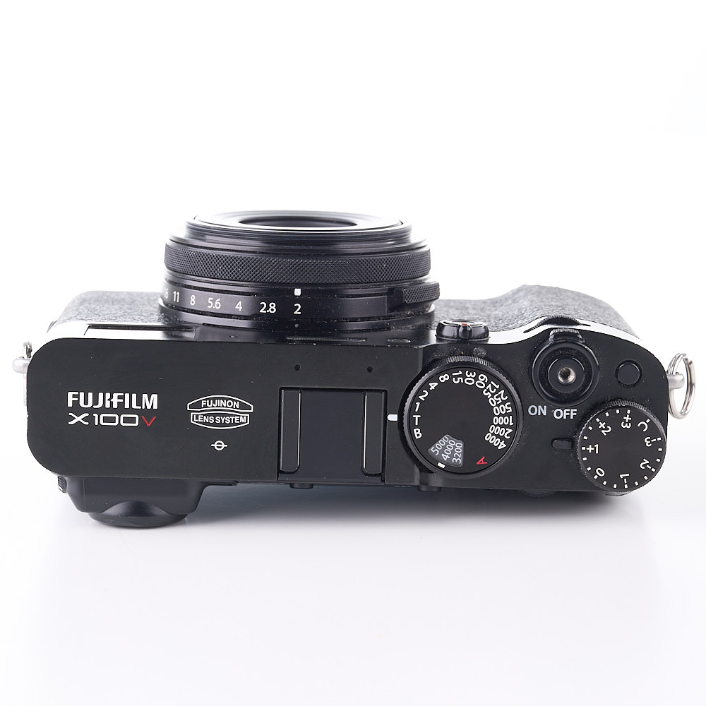 (Myyty) Fujifilm X100V (SC: 14790) (käytetty) (sis. ALV)