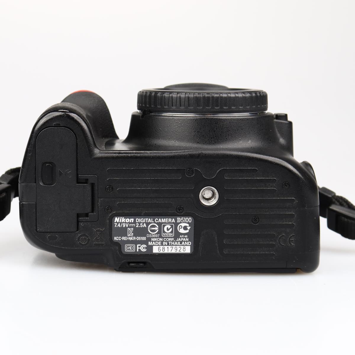(Myyty) Nikon D5100 runko (SC 39510) (käytetty)