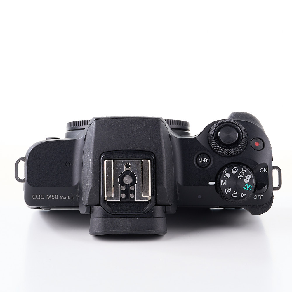 Canon EOS M50 Mark II (SC: <6000) (käytetty)