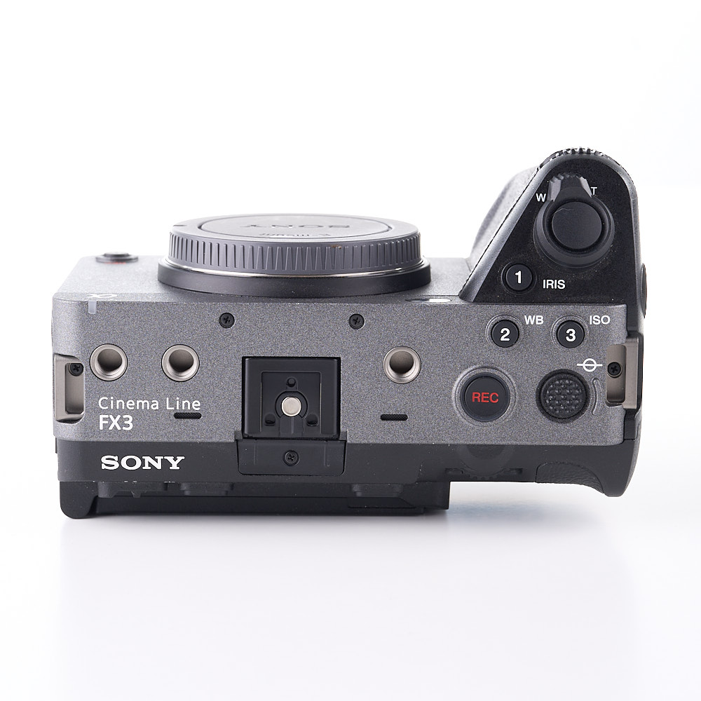 (Myyty) Sony FX3 Cinema Line + XLR Handle (käytetty)