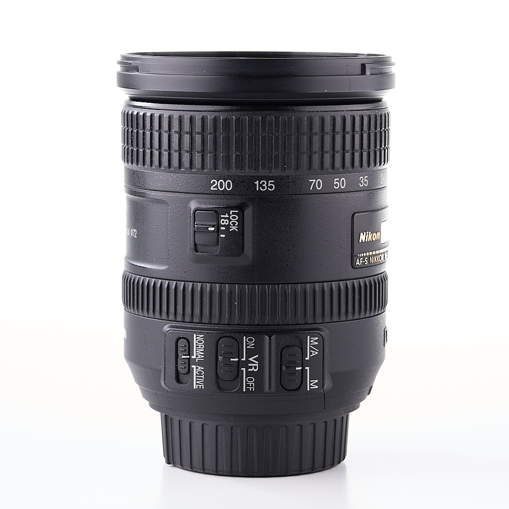 (Myyty) Nikon AF-S DX Nikkor 18-200mm f/3.5-5.6 G II ED VR (käytetty)