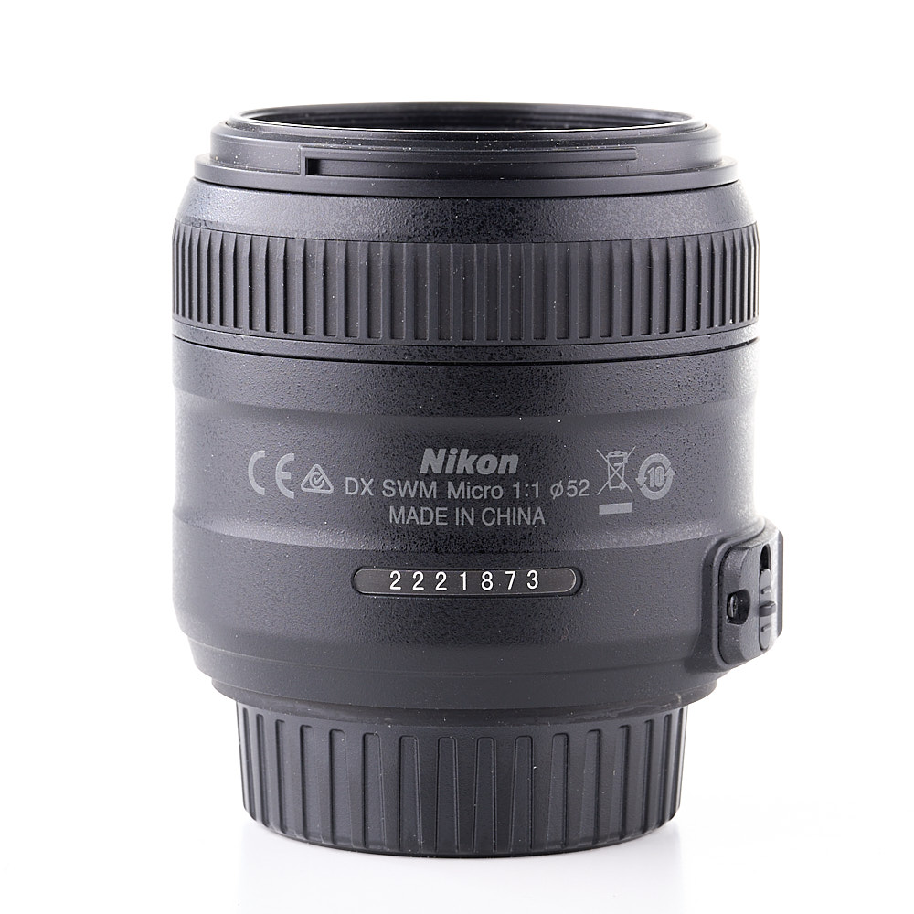 Nikon AF-S Nikkor DX Micro 40mm f/2.8G (käytetty)
