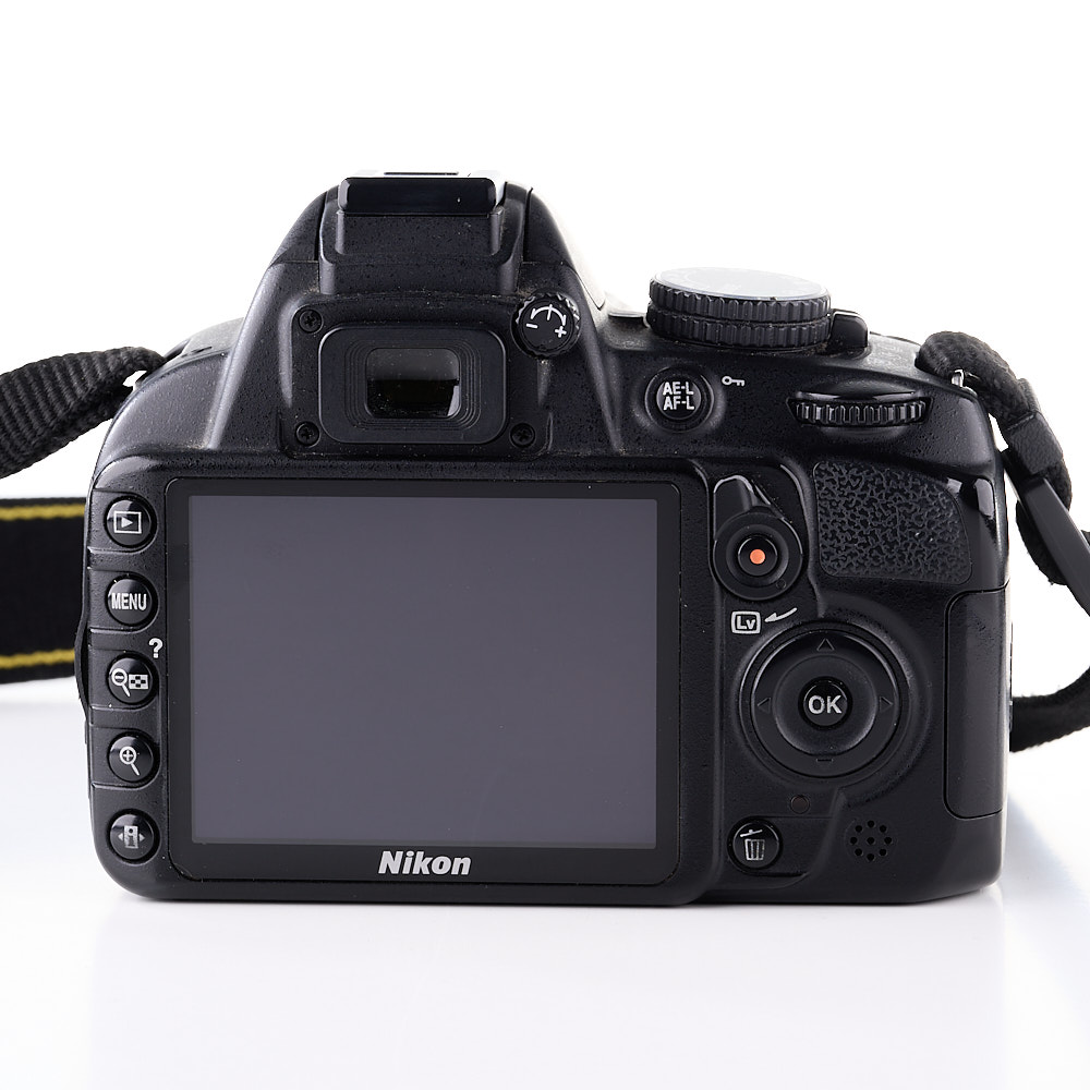 Nikon D3100 + 18-105mm (SC 36220) (käytetty)