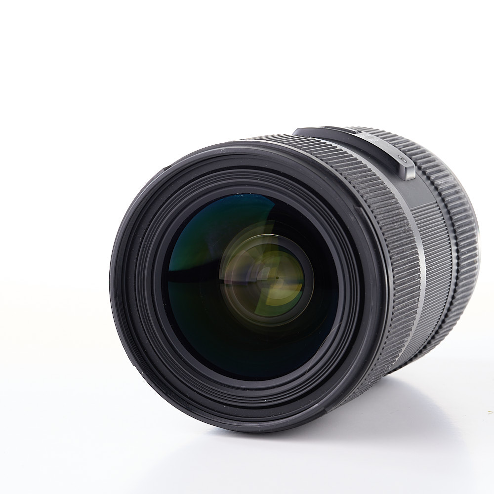 Sigma 18-35mm f/1.8 Art DC HSM (Nikon DX) (käytetty)