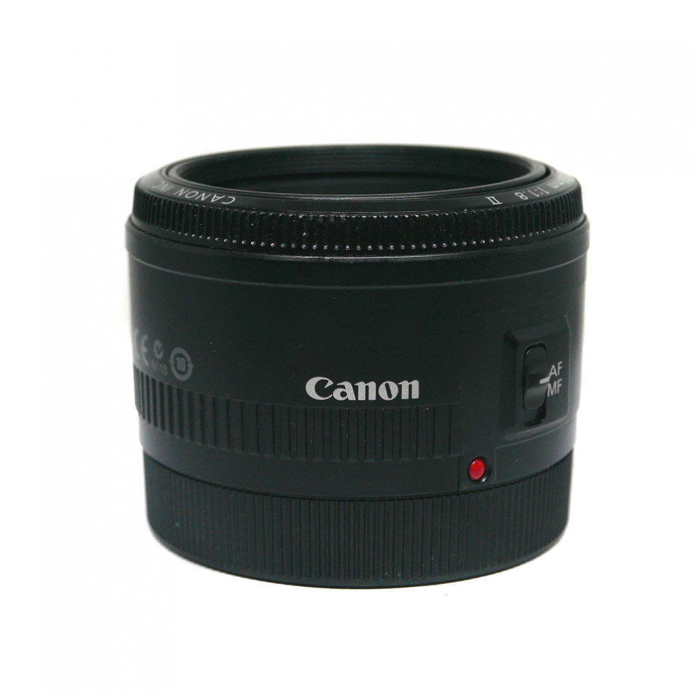 (Myyty) Canon EF 50mm f/1.8 II (Käytetty)