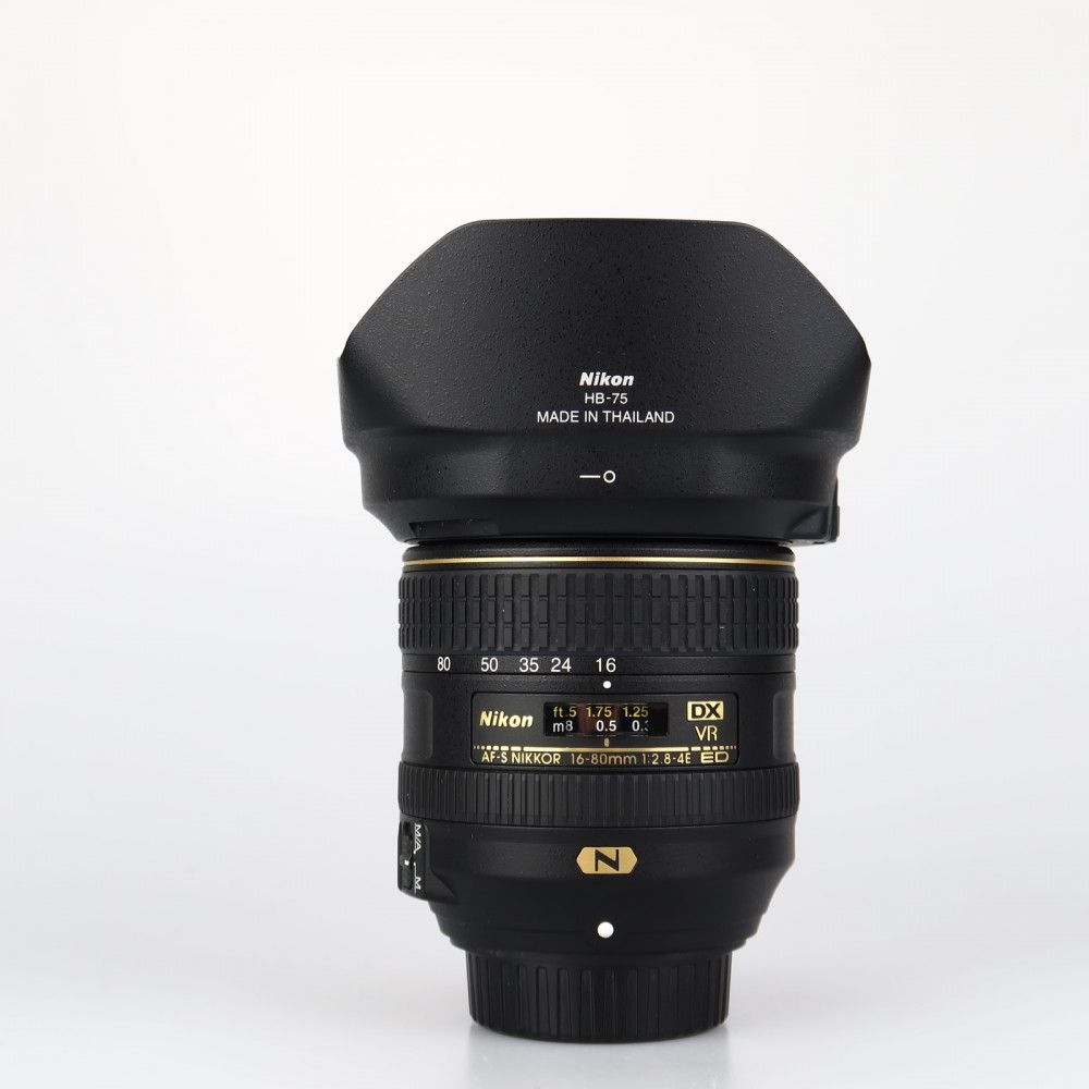 (Myyty) Nikon AF-S DX Nikkor 16-80mm f/2.8-4E ED VR (käytetty