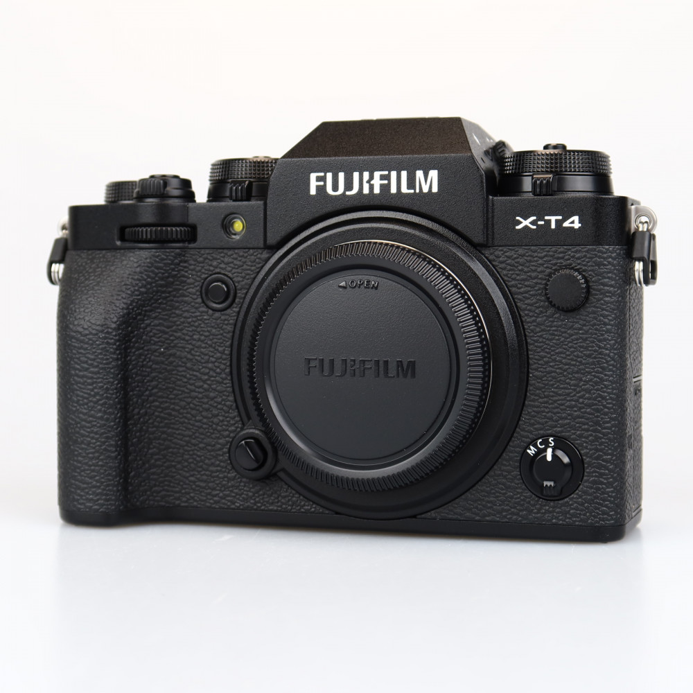 Fujifilm X-T4 järjestelmäkamera - Musta (SC: 290) (käytetty) sis ALV