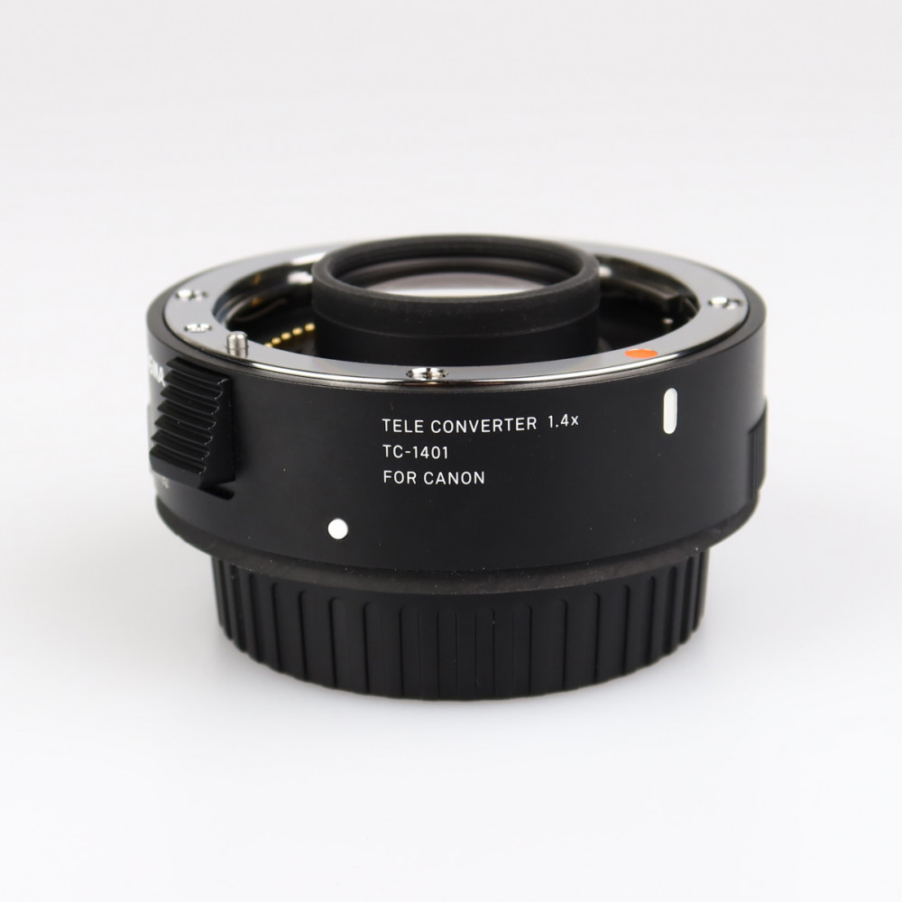 (Myyty) Sigma Tele Converter TC-1401 1.4x telejatke (Canon) (käytetty)