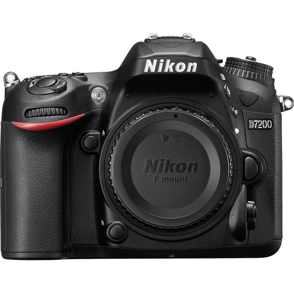 Nikon D7200 + 18-105mm VR Kit