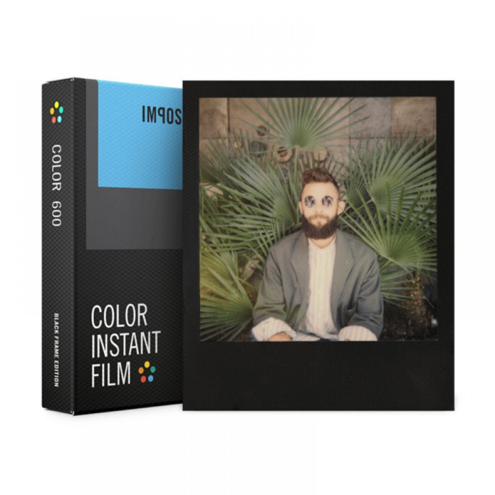 Impossible 600 Color värifilmi mustalla kehyksellä