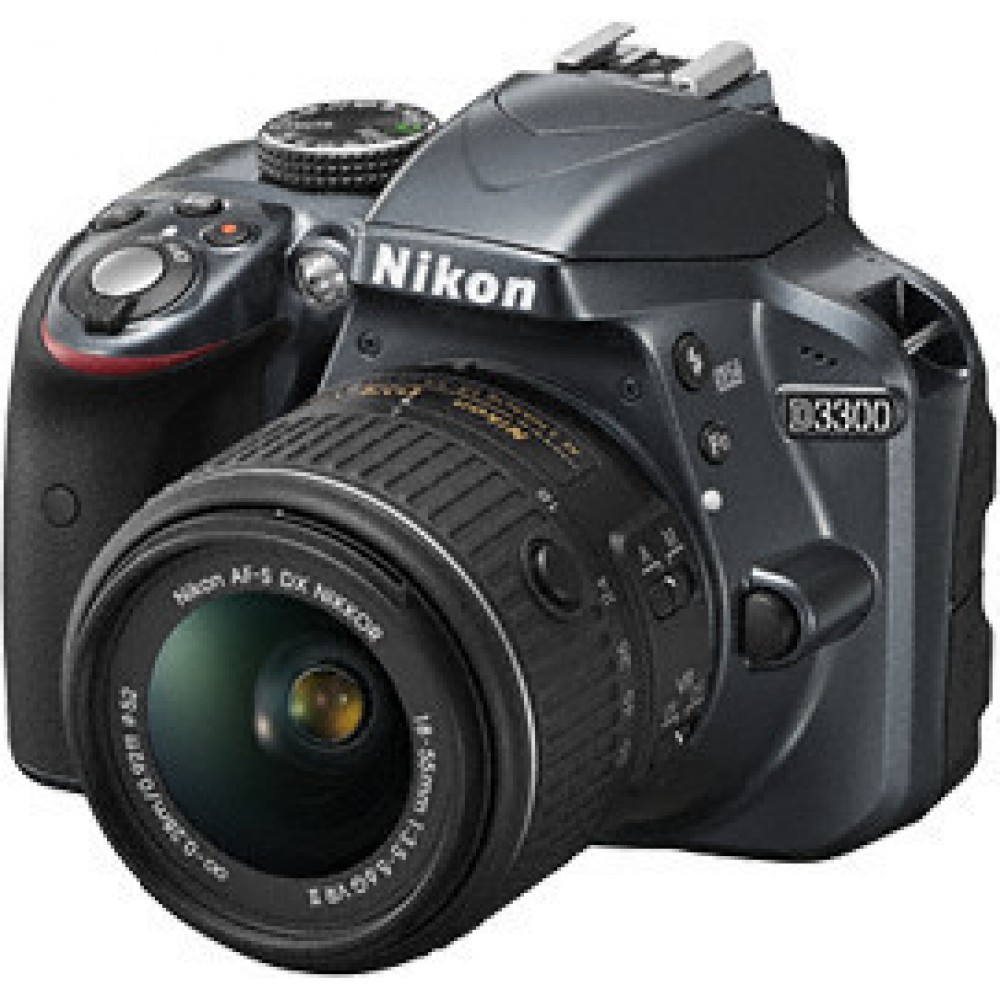 Nikon D3300 + AF-P 18-55 VR II Kit