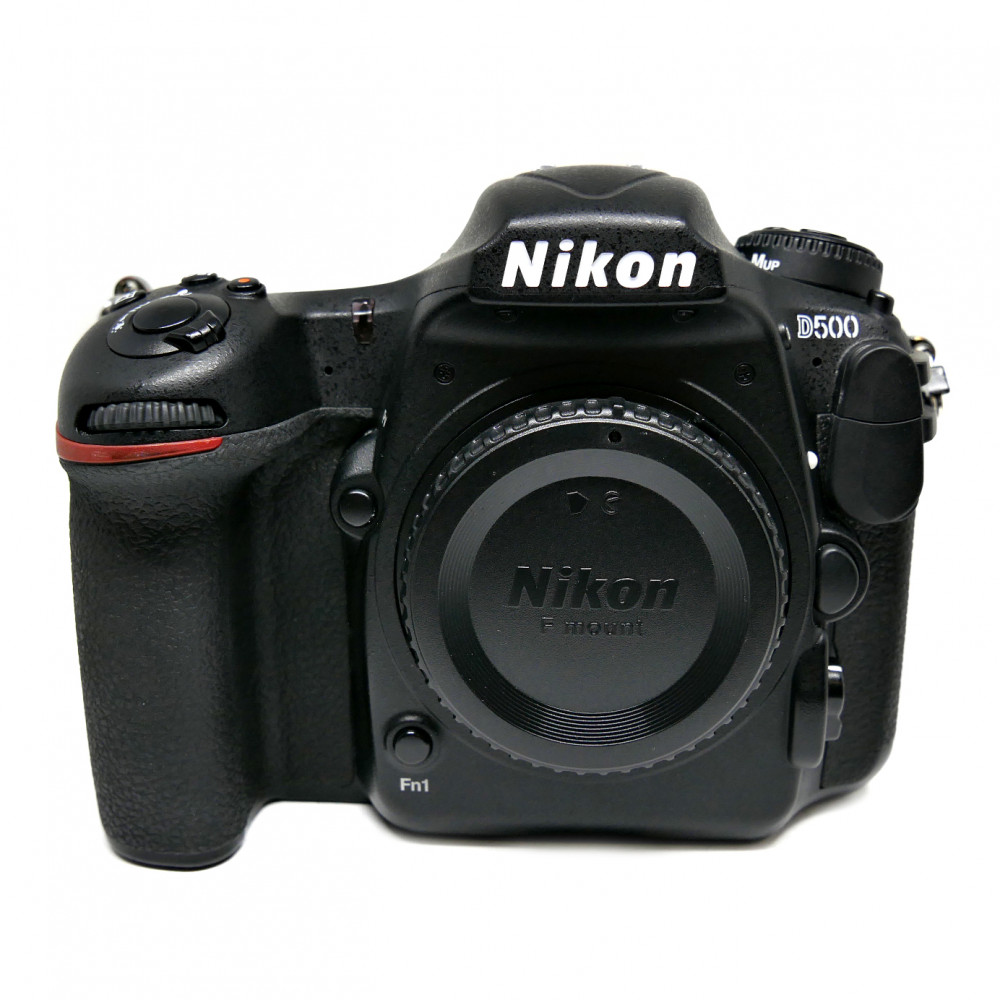 (Myyty) Nikon D500 (SC:95140) (käytetty)